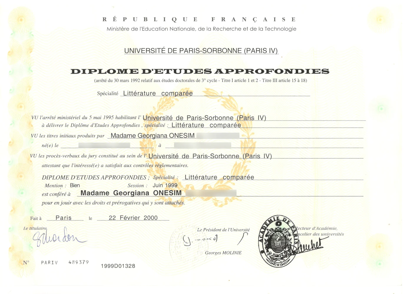 Georgiana’s DEA diploma in Comparative Literature from Université Paris-Sorbonne